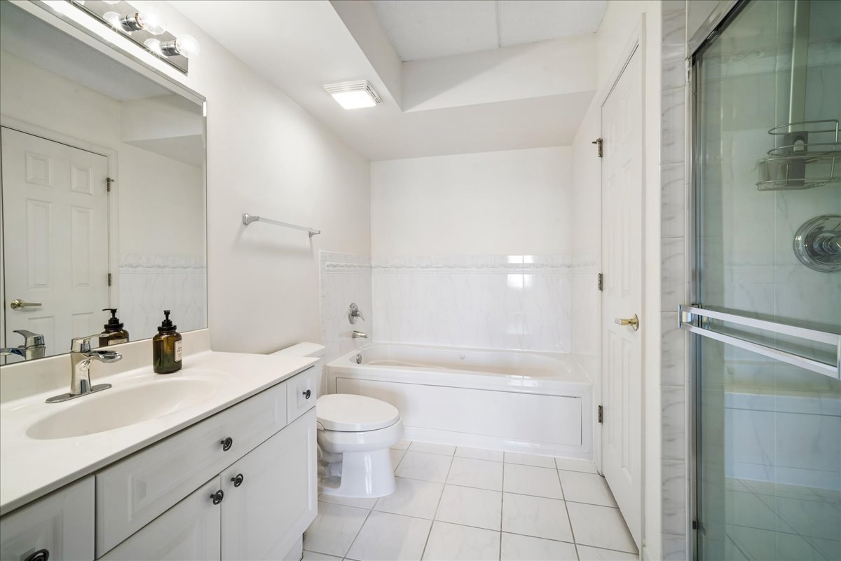 1327 Brown Street 303 Property Photo 15