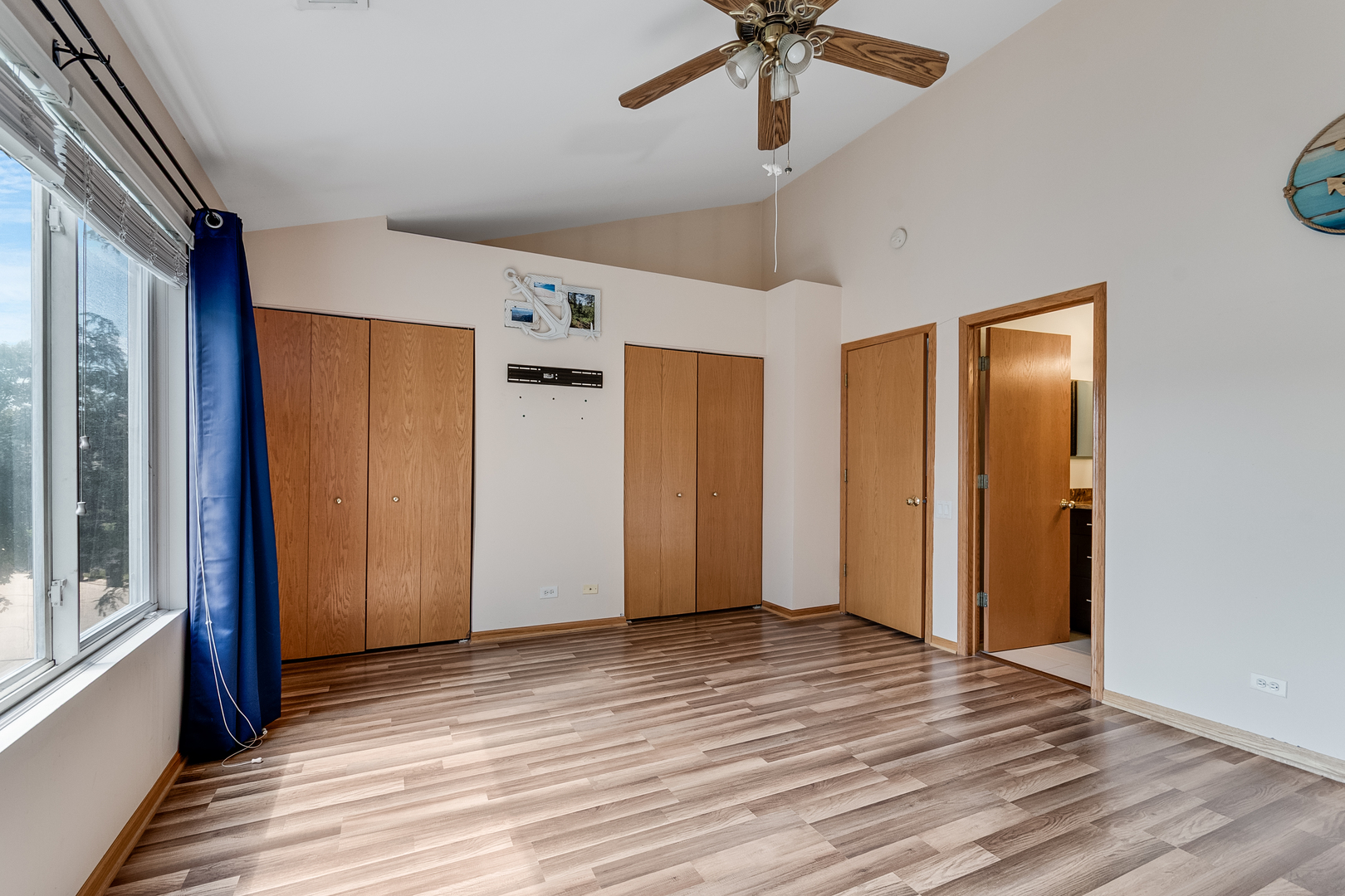 2626 Carrolwood Road Property Photo 10