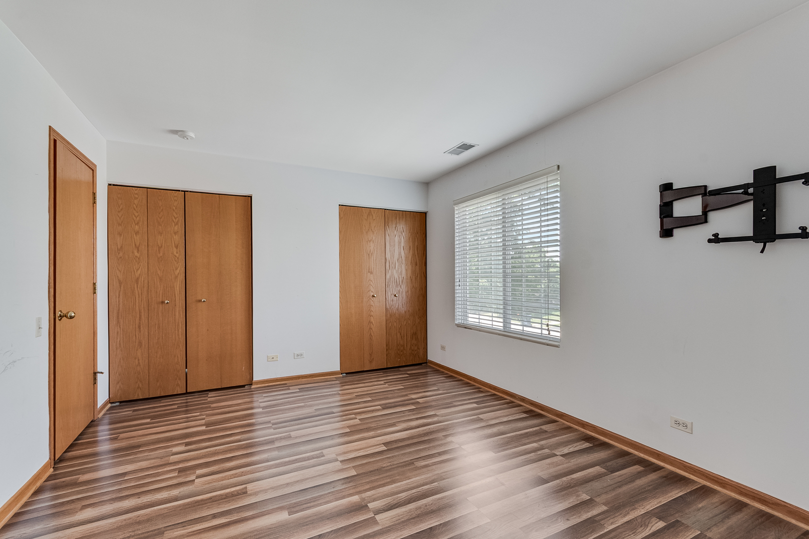 2626 Carrolwood Road Property Photo 15
