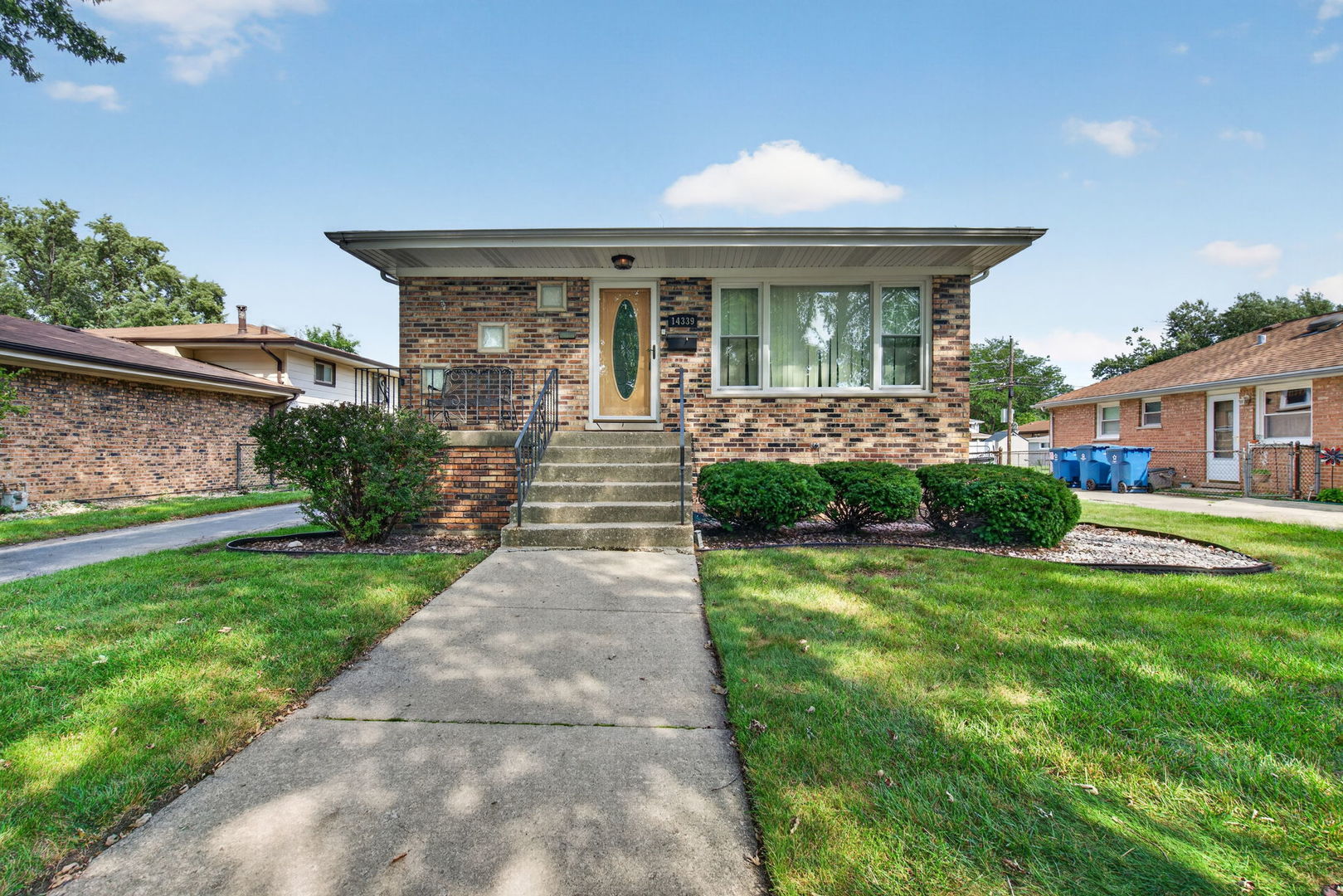 14339 Kolin Avenue Property Photo 2