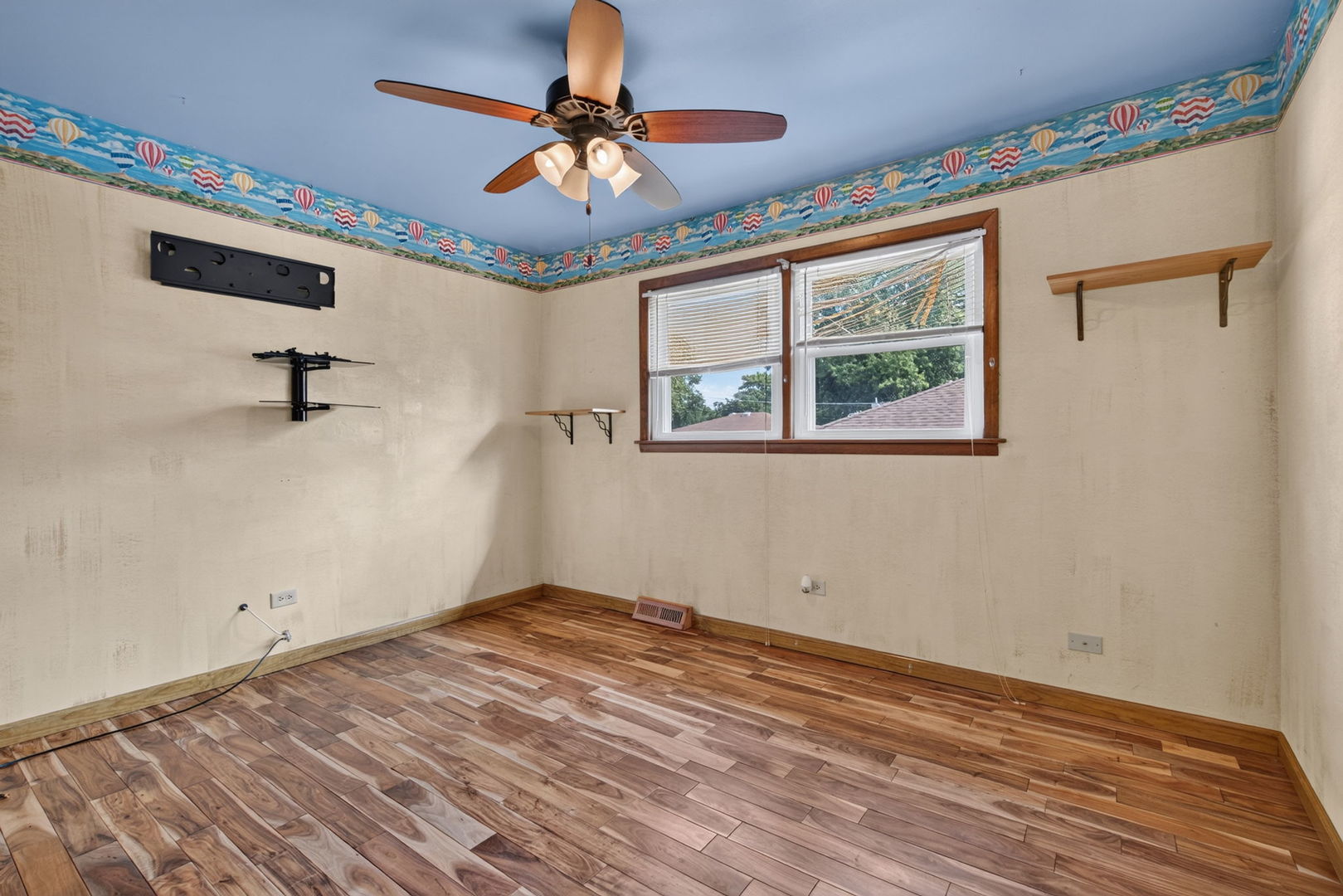 14339 Kolin Avenue Property Photo 13