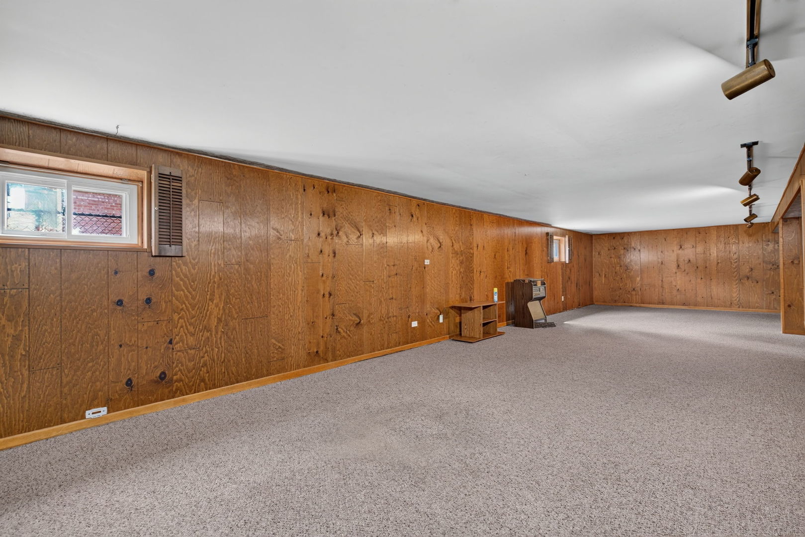 14339 Kolin Avenue Property Photo 17