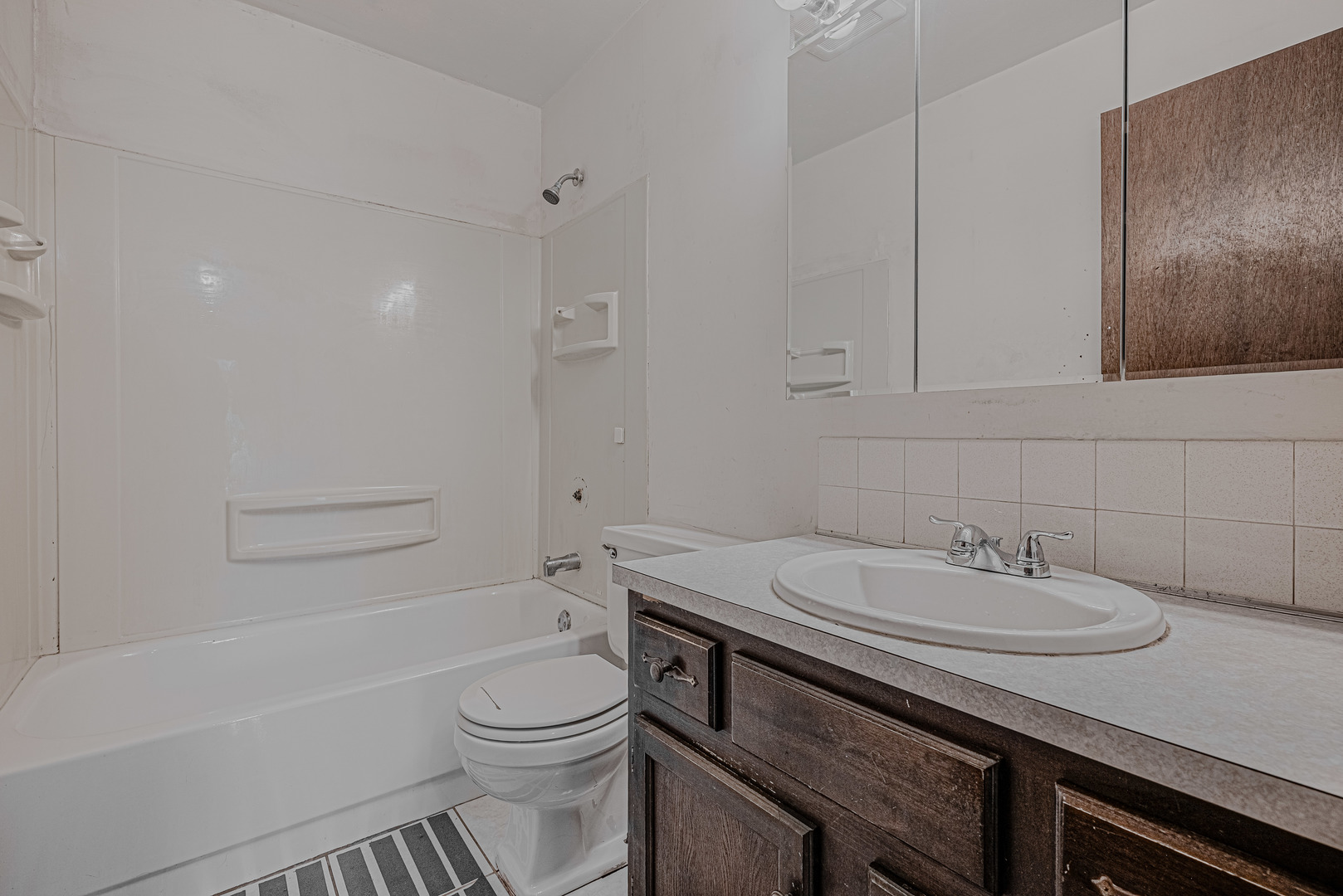 119 Brewster Court B Property Photo 17