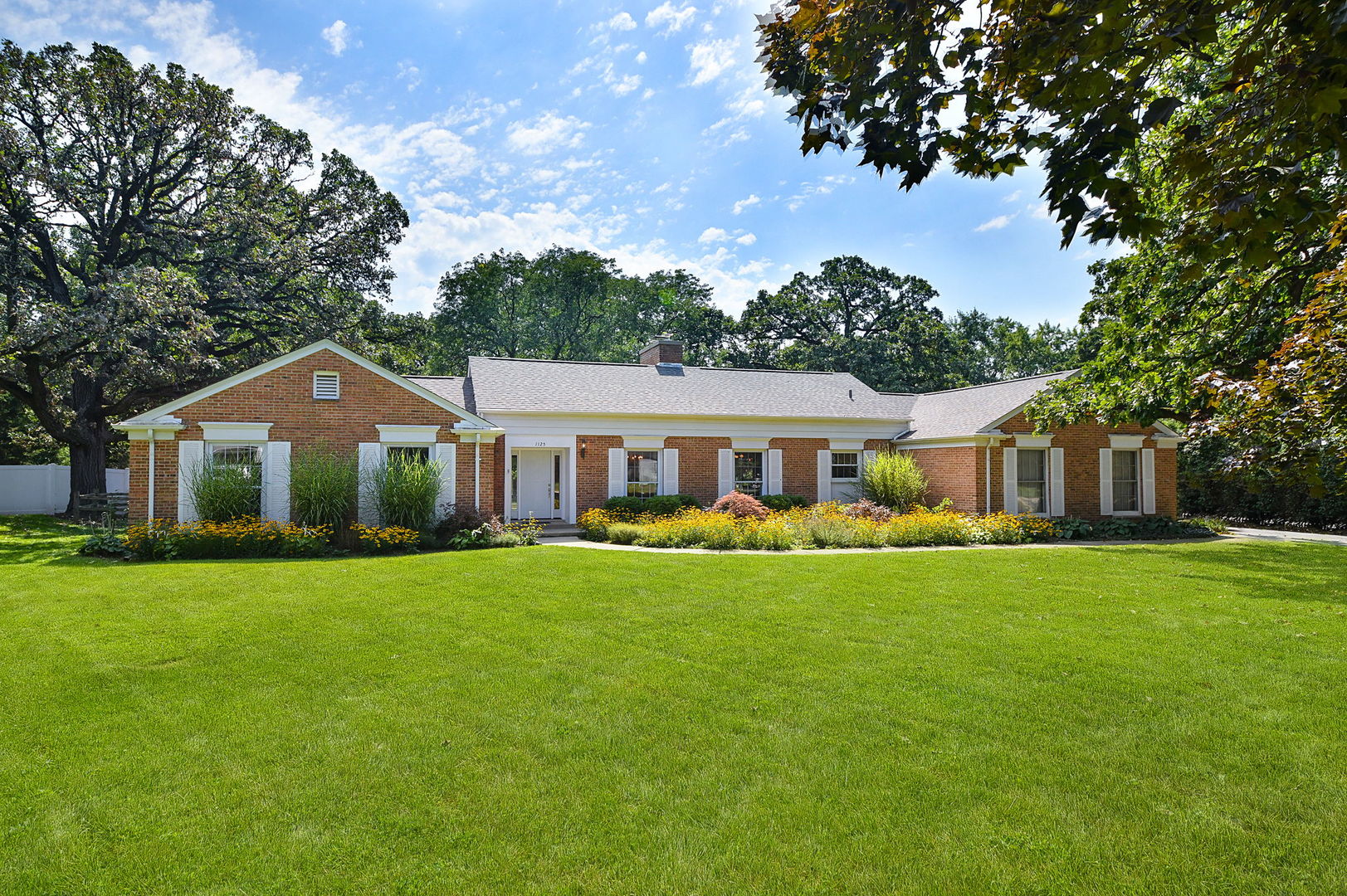 1125 Forest Drive Property Photo 1