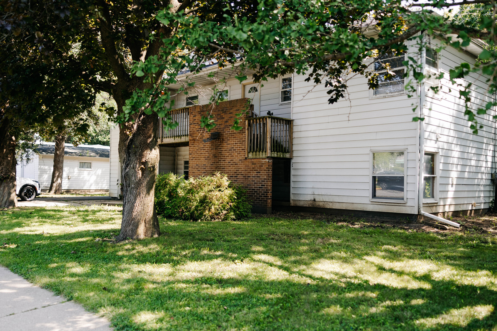 436 Russell Road Property Photo 2