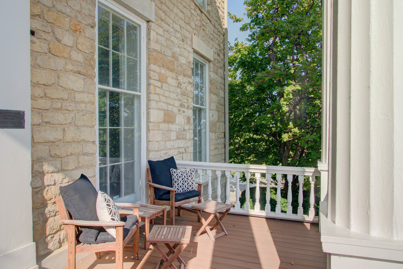 224 E 6th Street Property Photo 7