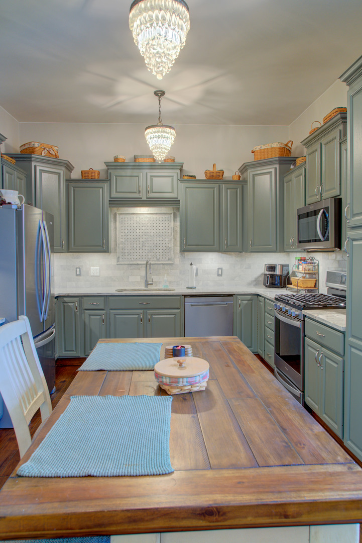 224 E 6th Street Property Photo 48