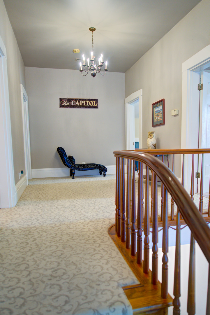 224 E 6th Street Property Photo 56