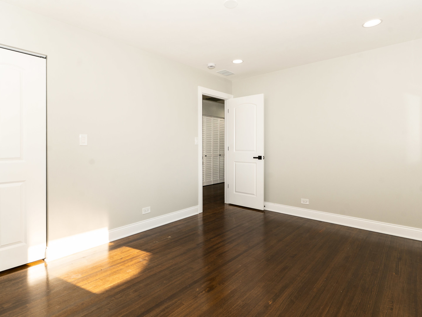 1618 W 163rd Street Property Photo 11