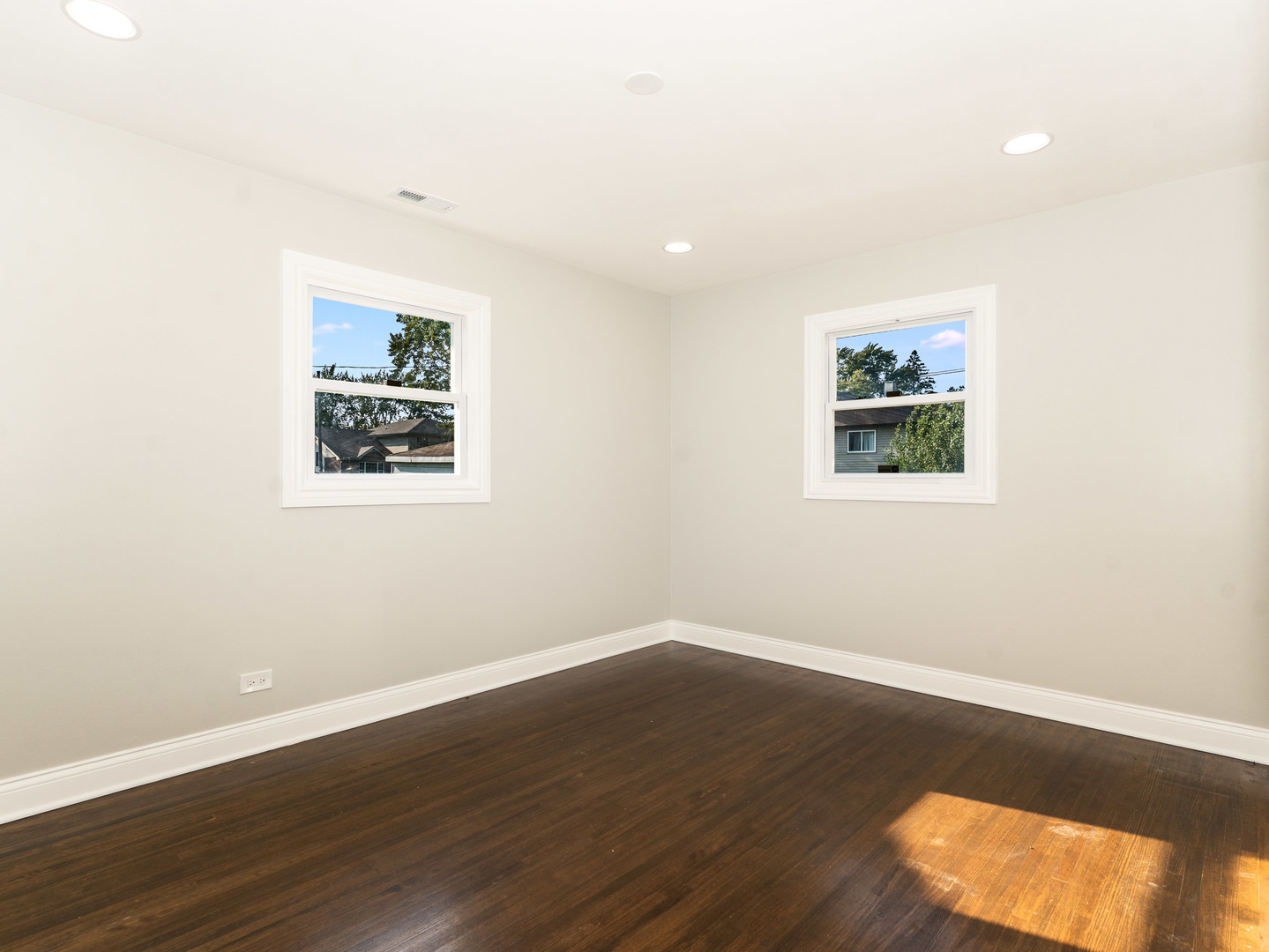 1618 W 163rd Street Property Photo 12