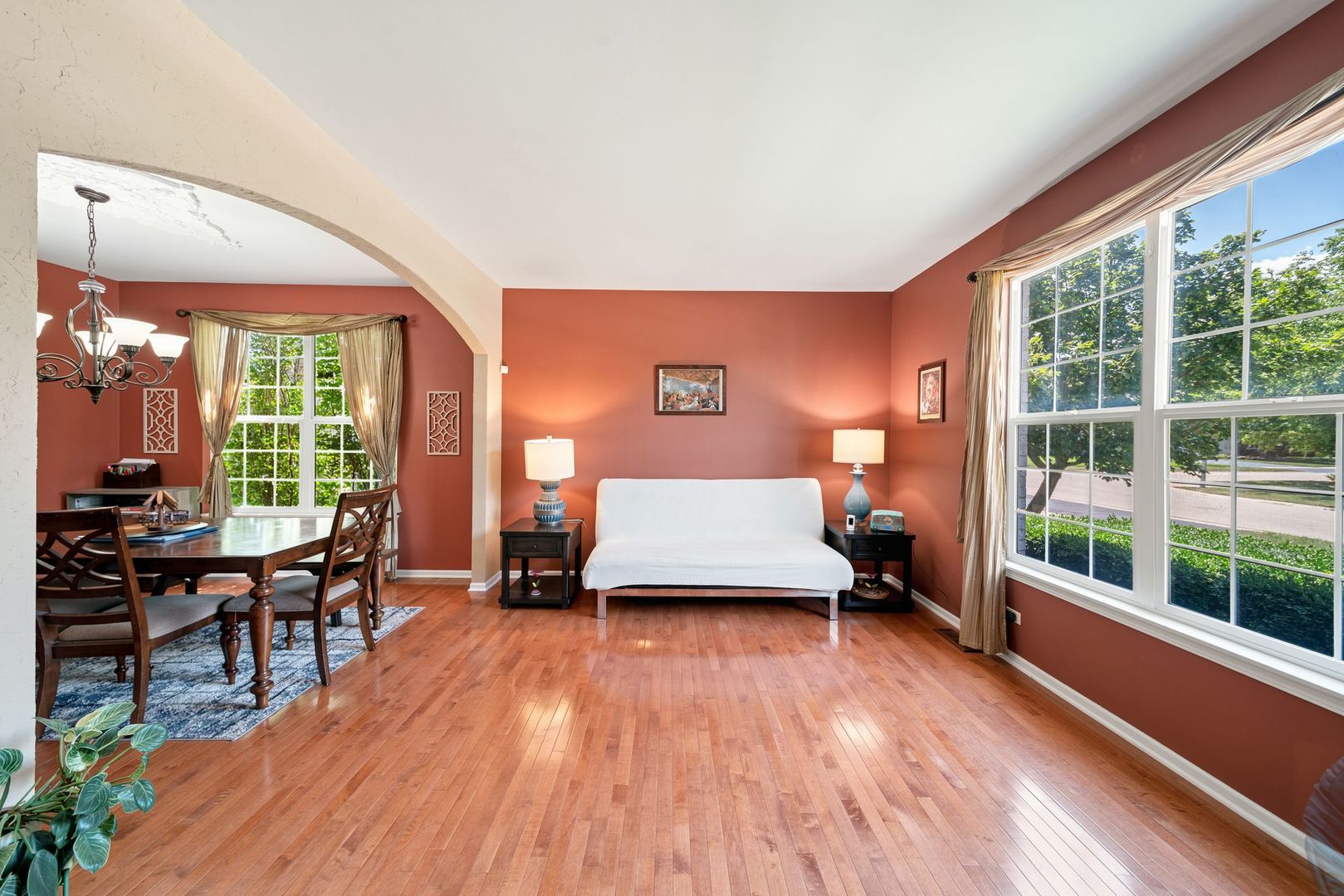 37061 N Bonnie Brae Road Property Photo 6