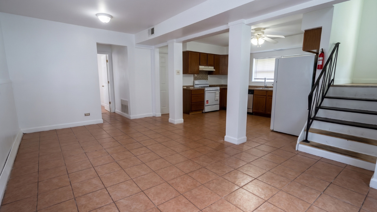2213 W 156th Place Property Photo 12