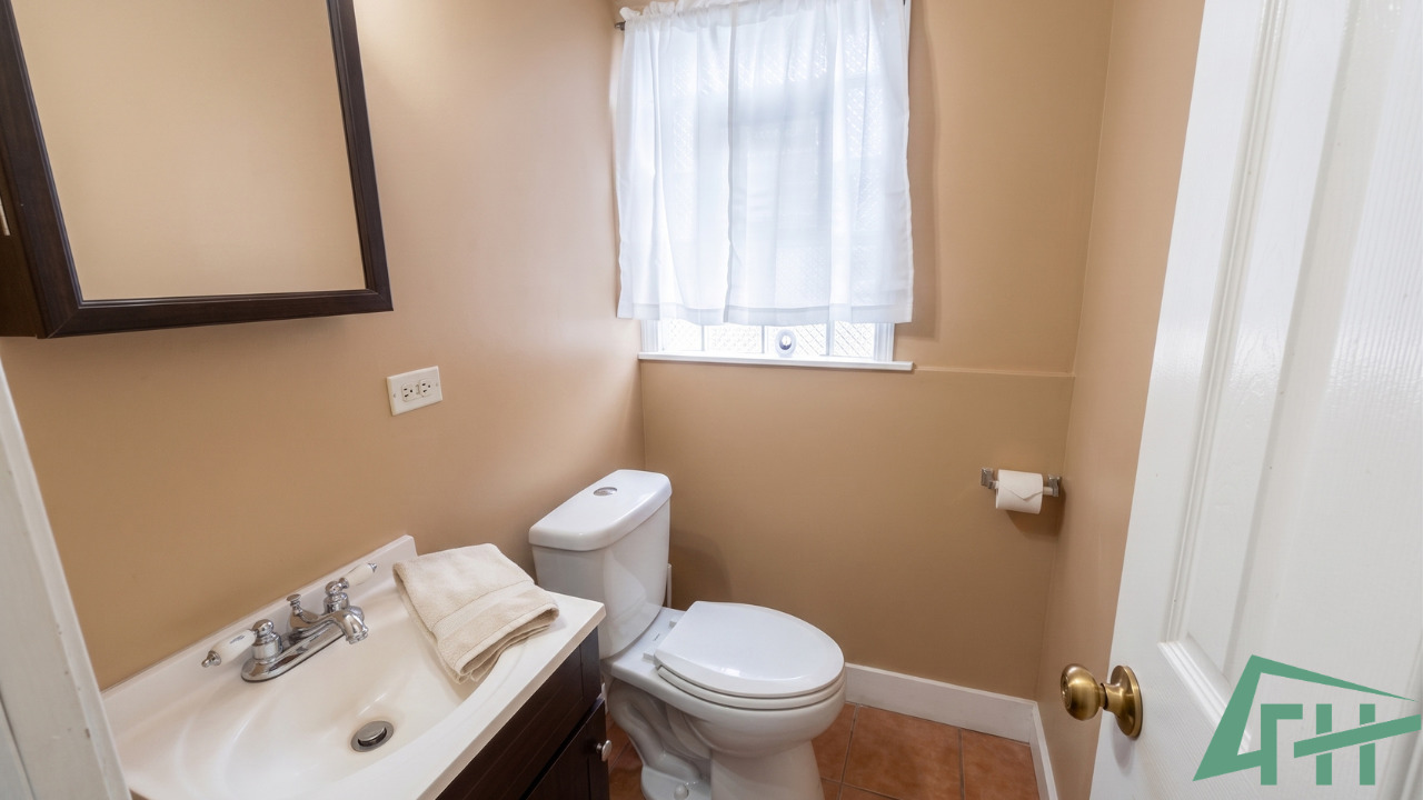 2213 W 156th Place Property Photo 18