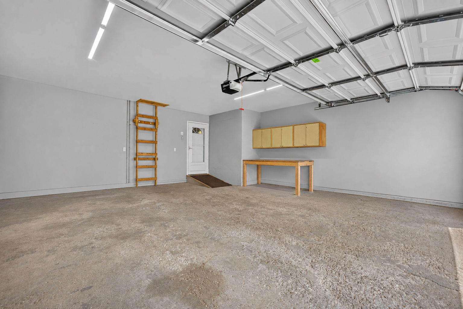 5825 Tipple Road Property Photo 39