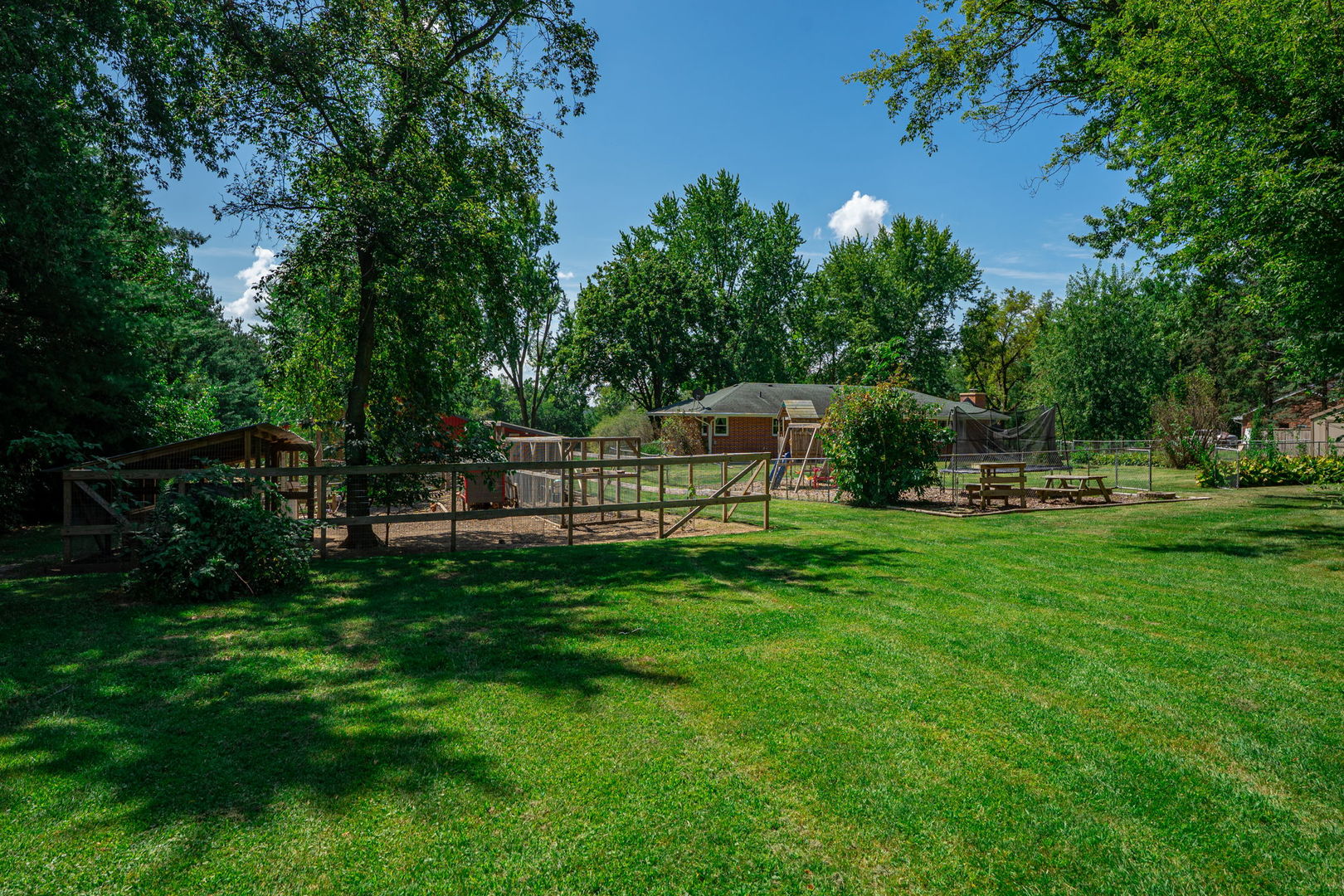 5825 Tipple Road Property Photo 47