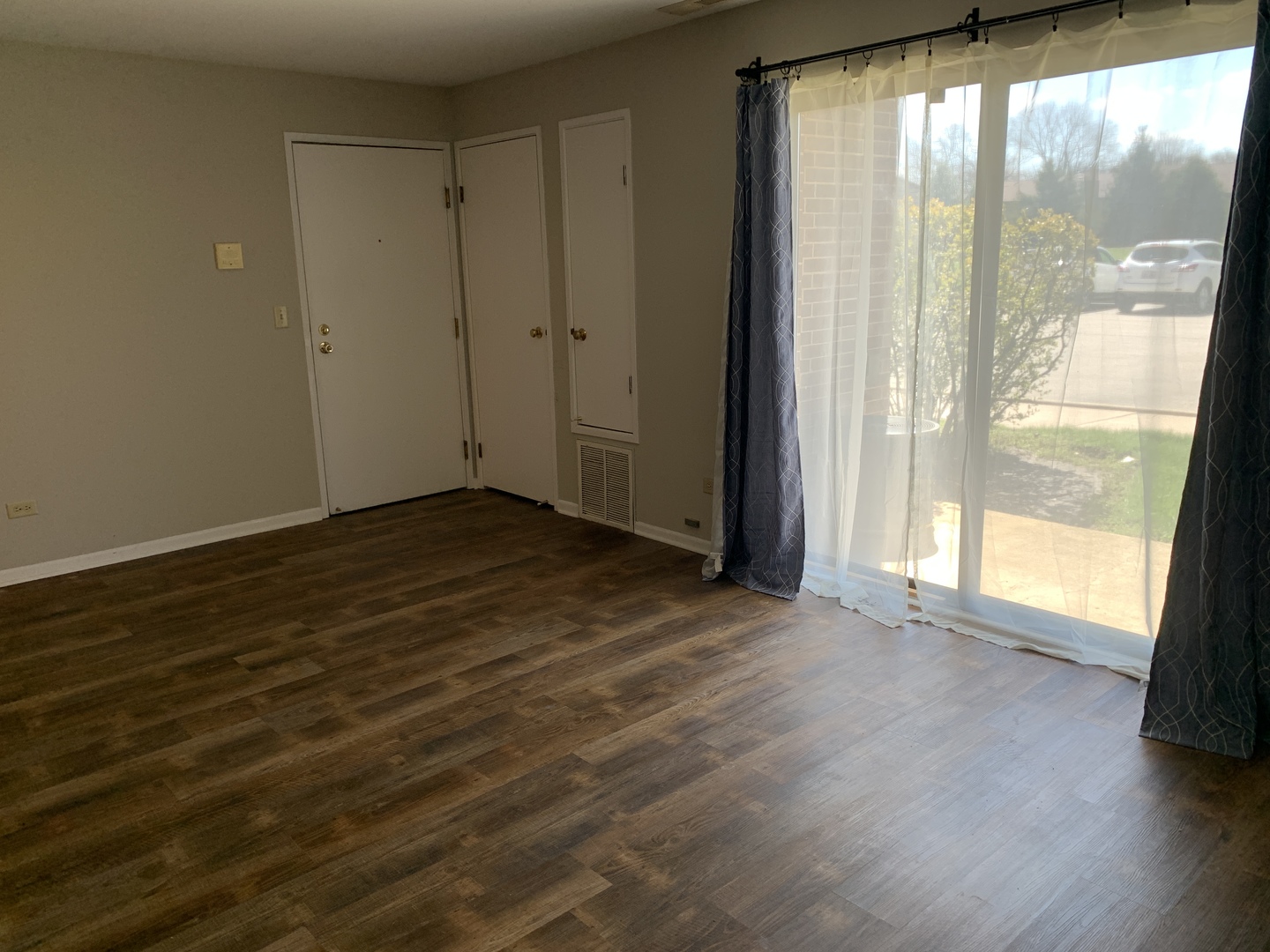 2254 Abbeywood Drive A Property Photo 2