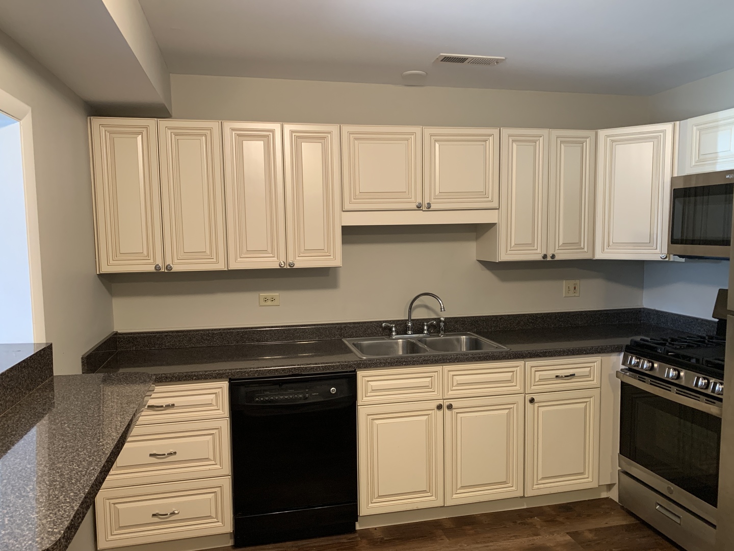2254 Abbeywood Drive A Property Photo 6