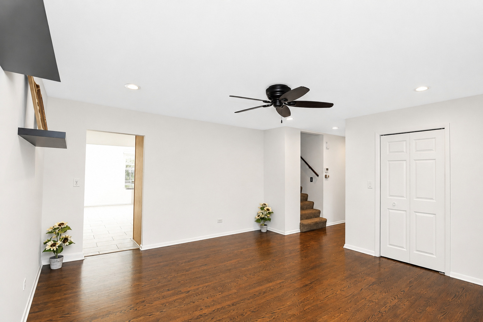 697 Hickory Drive Property Photo 11