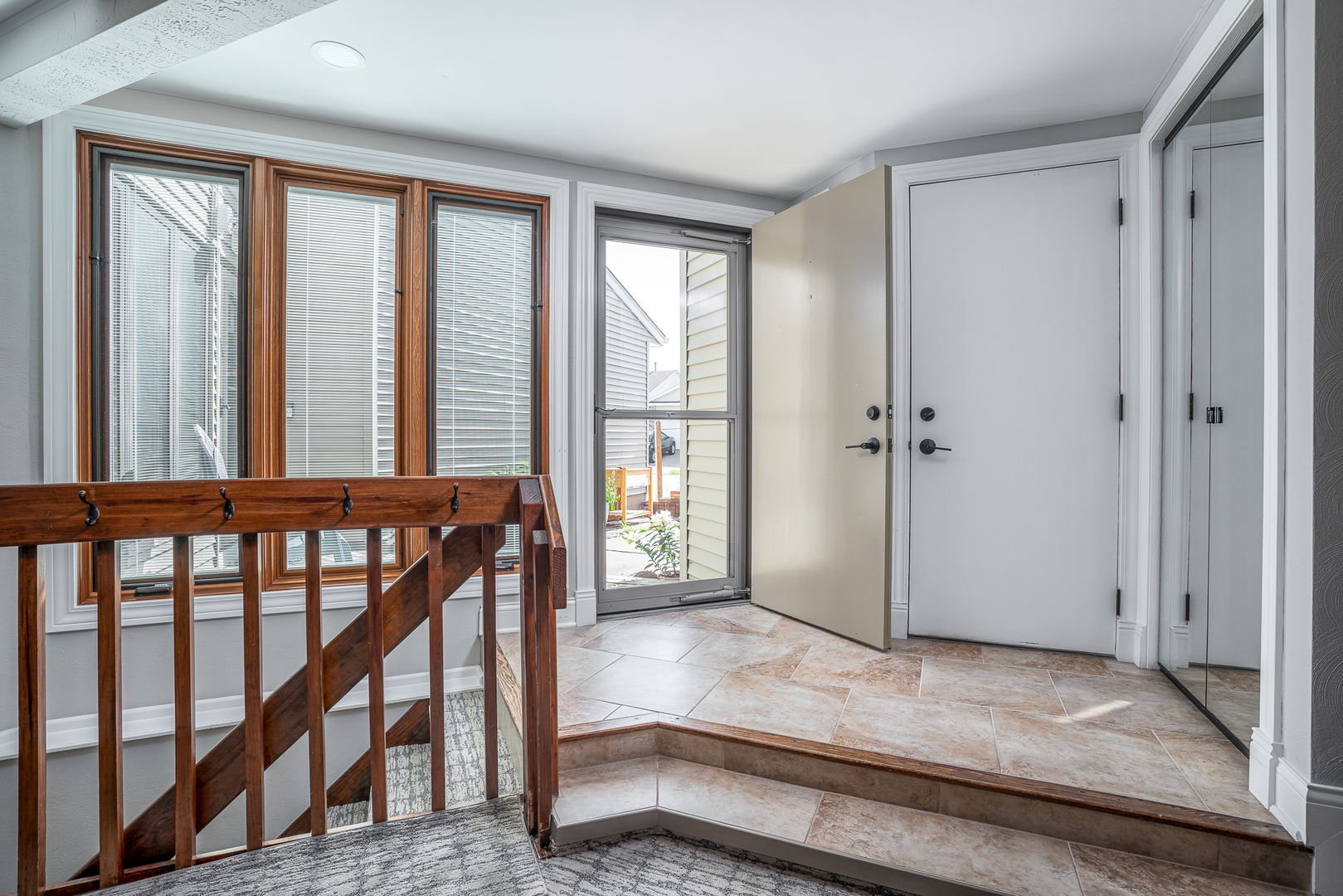 4070 Prairie Lane Property Photo 4