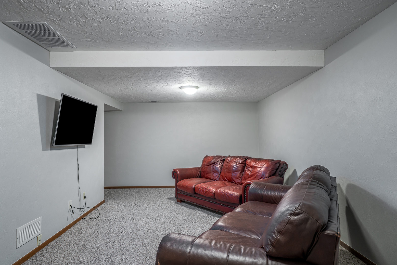4070 Prairie Lane Property Photo 18