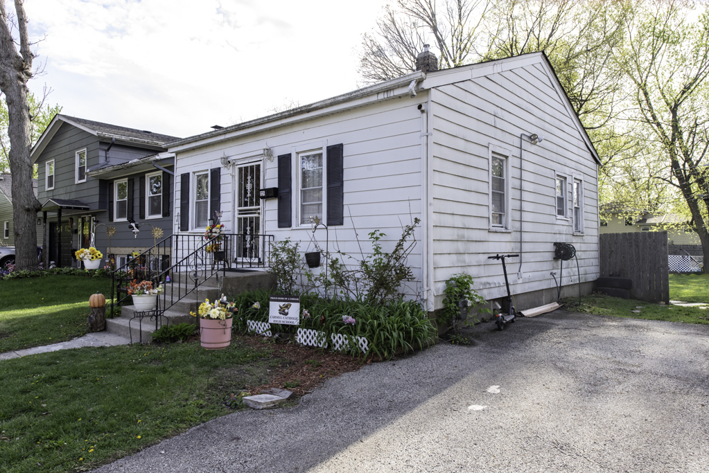 1530 Elizabeth Avenue Property Photo 2