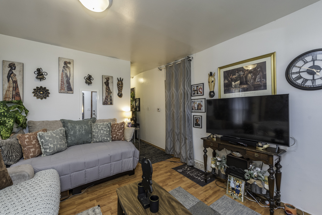 1530 Elizabeth Avenue Property Photo 4