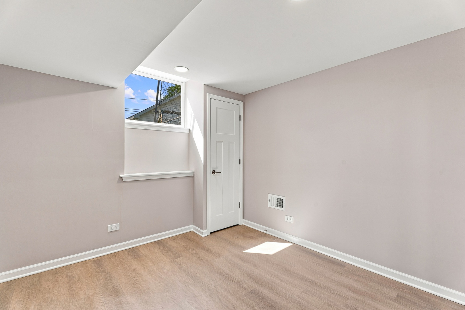 544 Freeland Avenue Property Photo 25