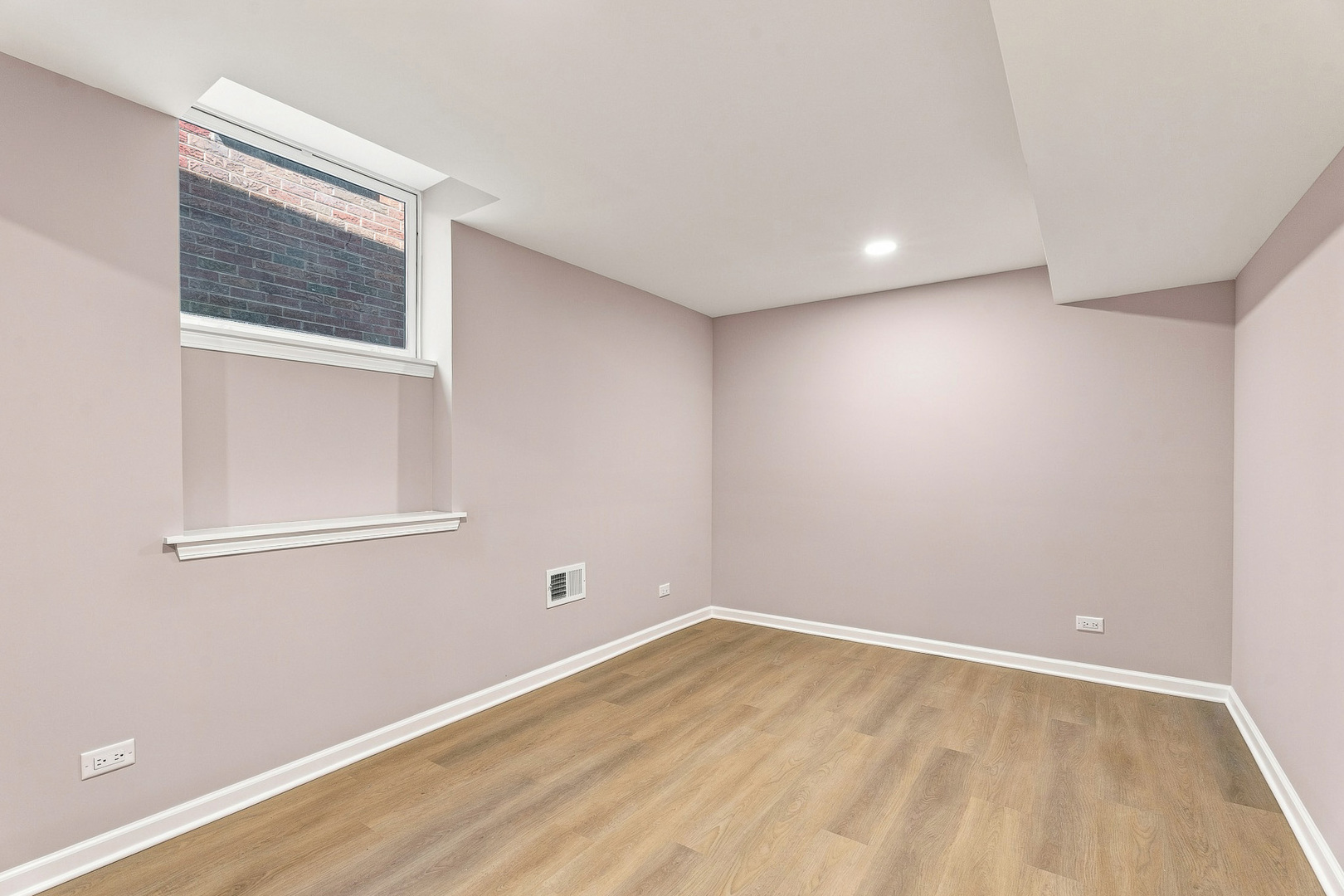 544 Freeland Avenue Property Photo 32