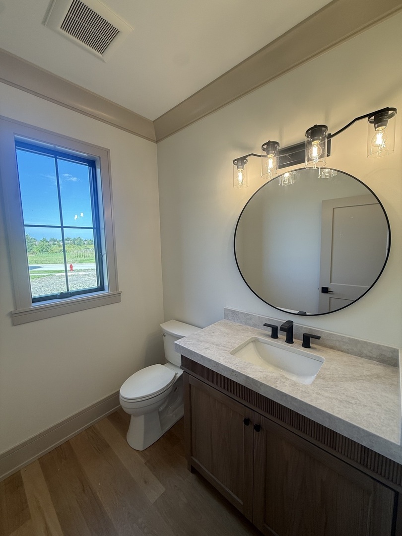 9044 Port Washington Drive Property Photo 17