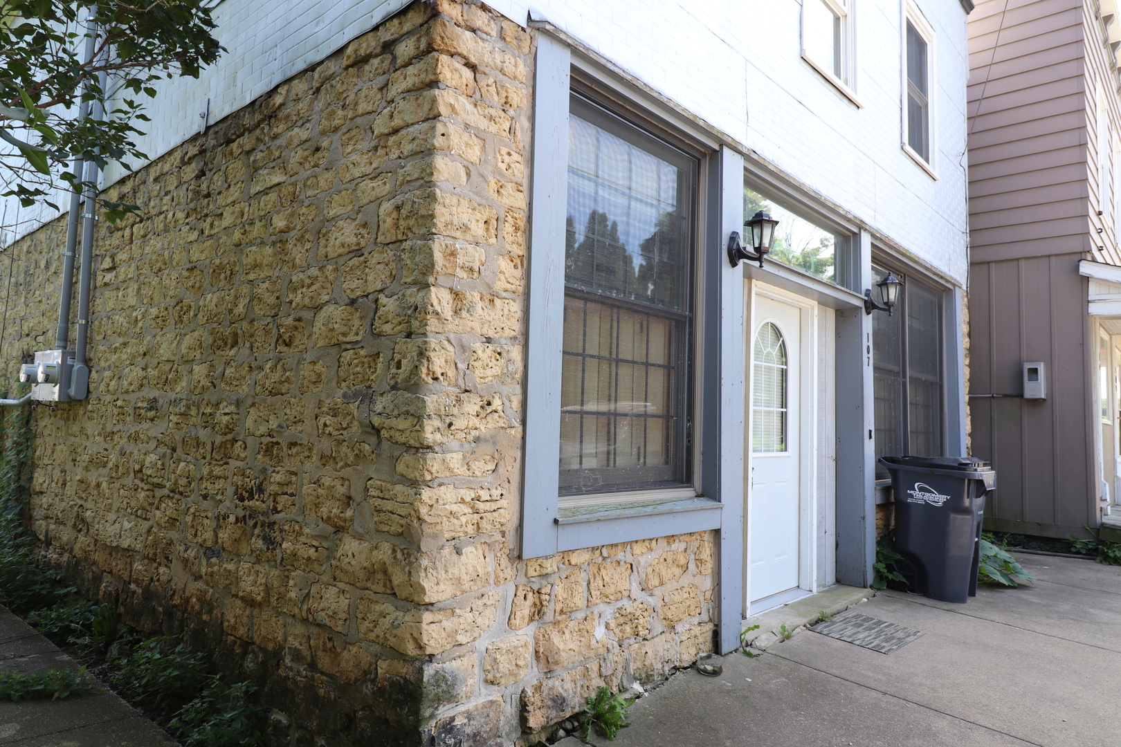 107 W Baldwin Street 1 Property Photo 1