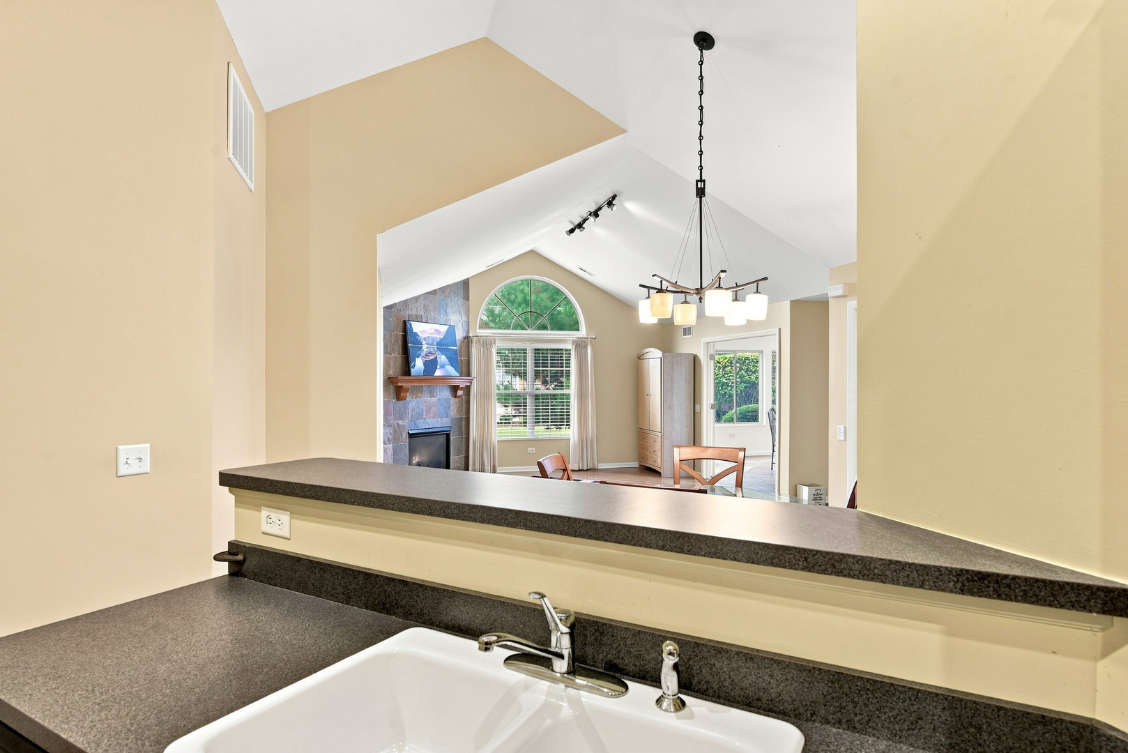 3335 Timbers Edge Circle Property Photo 9