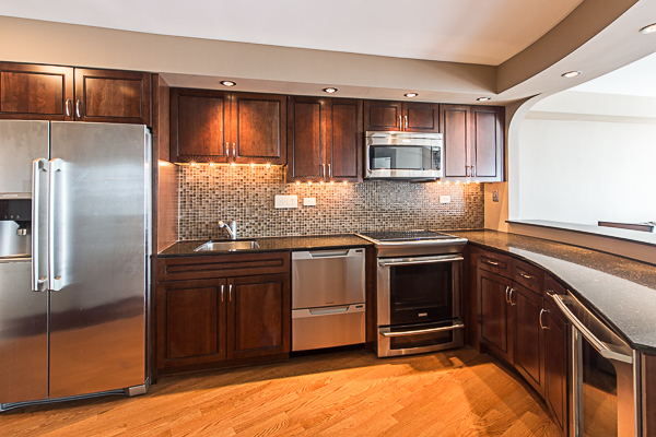300 N State Street 3334 Property Photo 5