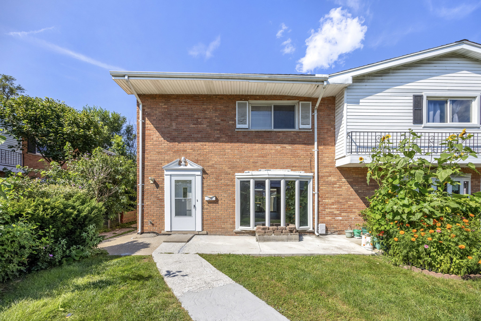 8812 Dee Road A Property Photo 1