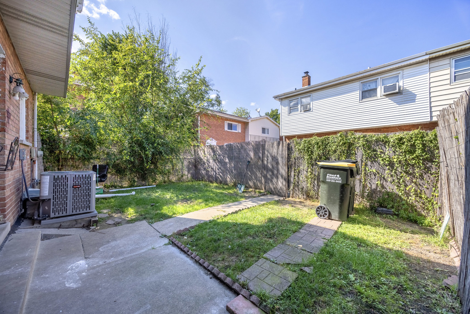 8812 Dee Road A Property Photo 21