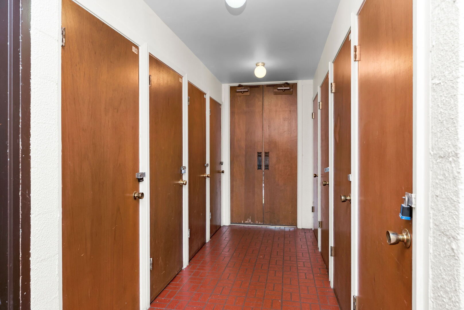 743 E Fullerton Avenue 112 Property Photo 14