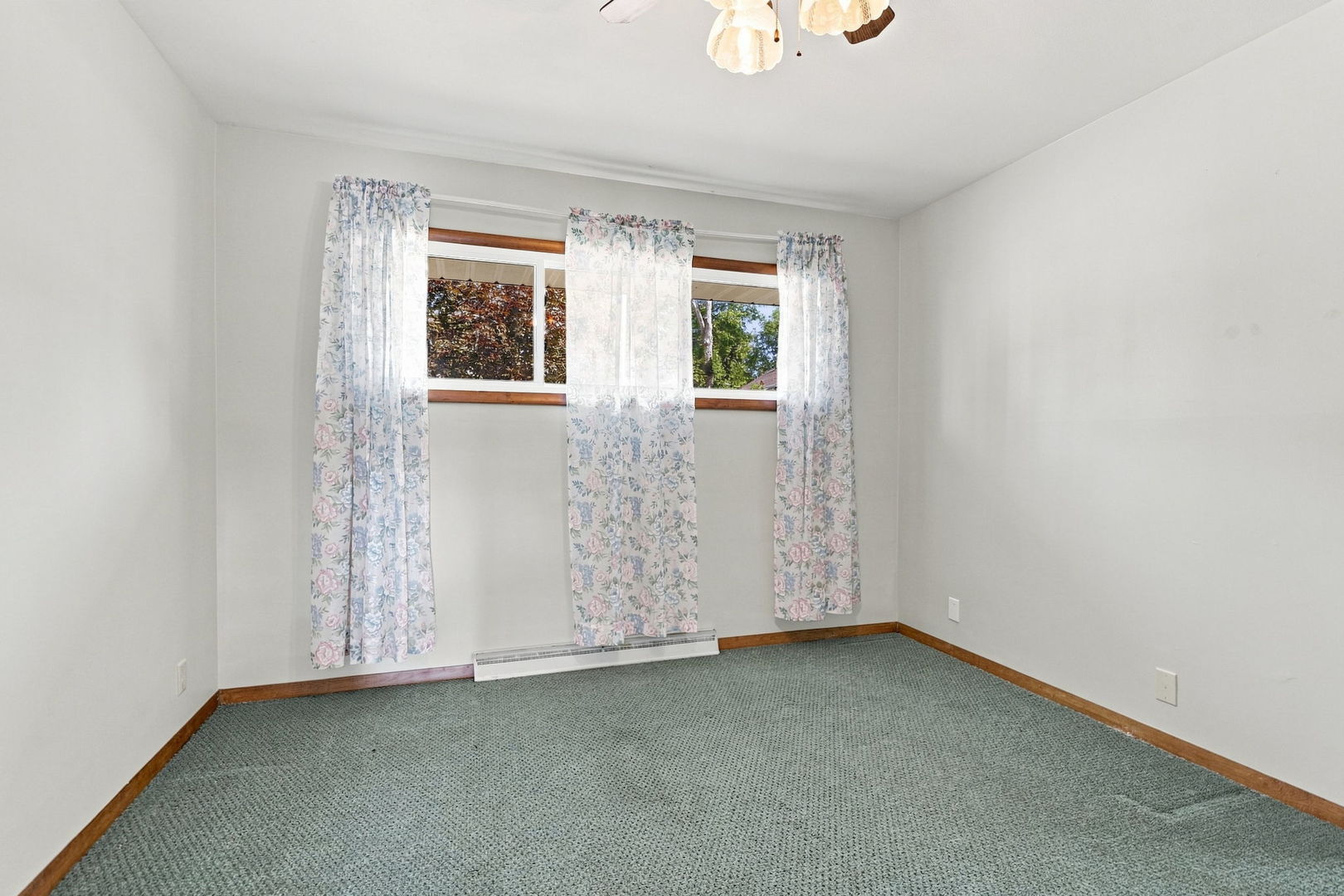 610 Climer Street Property Photo 10