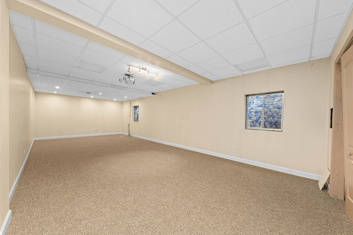 3202 Whitney Road Property Photo 20