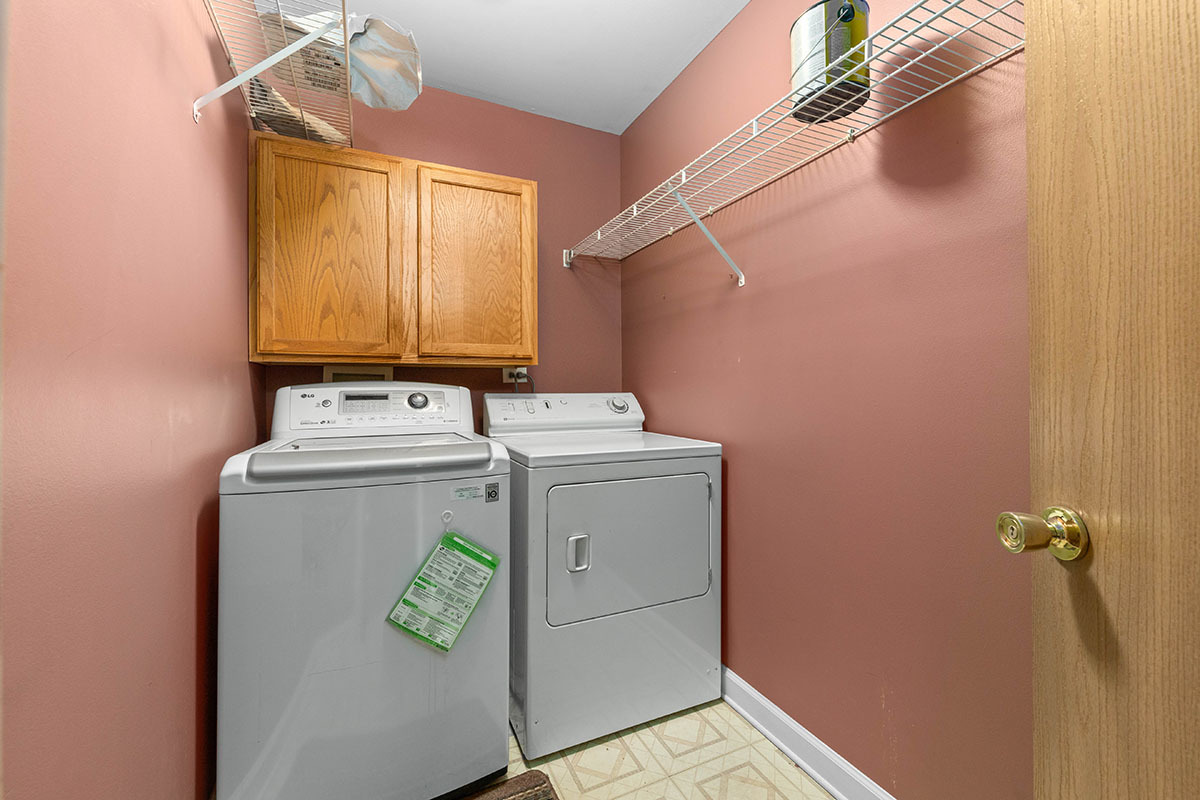 3202 Whitney Road Property Photo 23