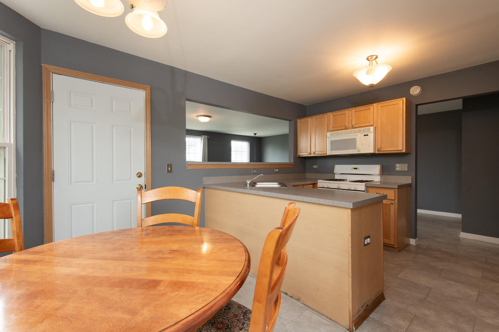 867 Symphony Drive Property Photo 15