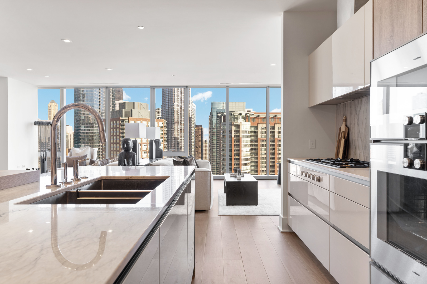 363 E Wacker Drive 2106 Property Photo 14