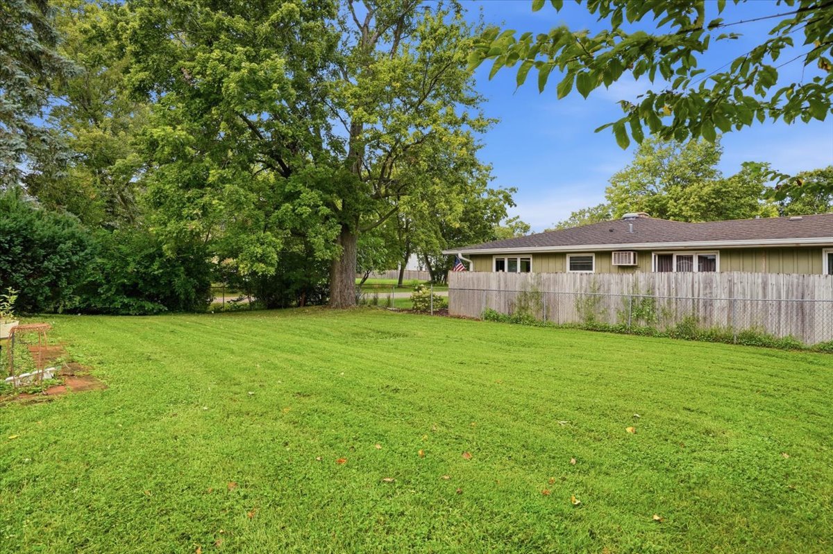 176 Lakeshore Drive Property Photo 19