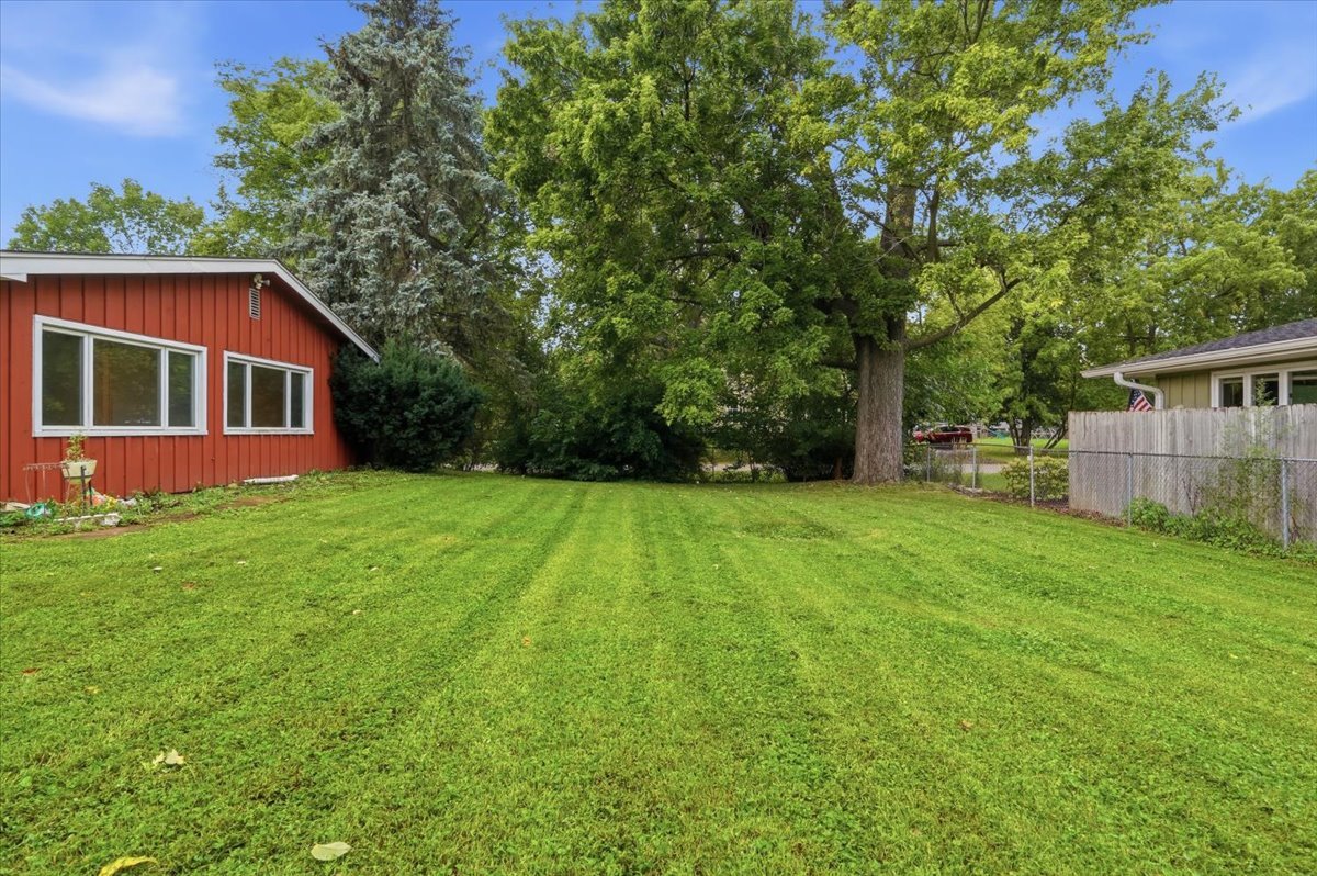 176 Lakeshore Drive Property Photo 20