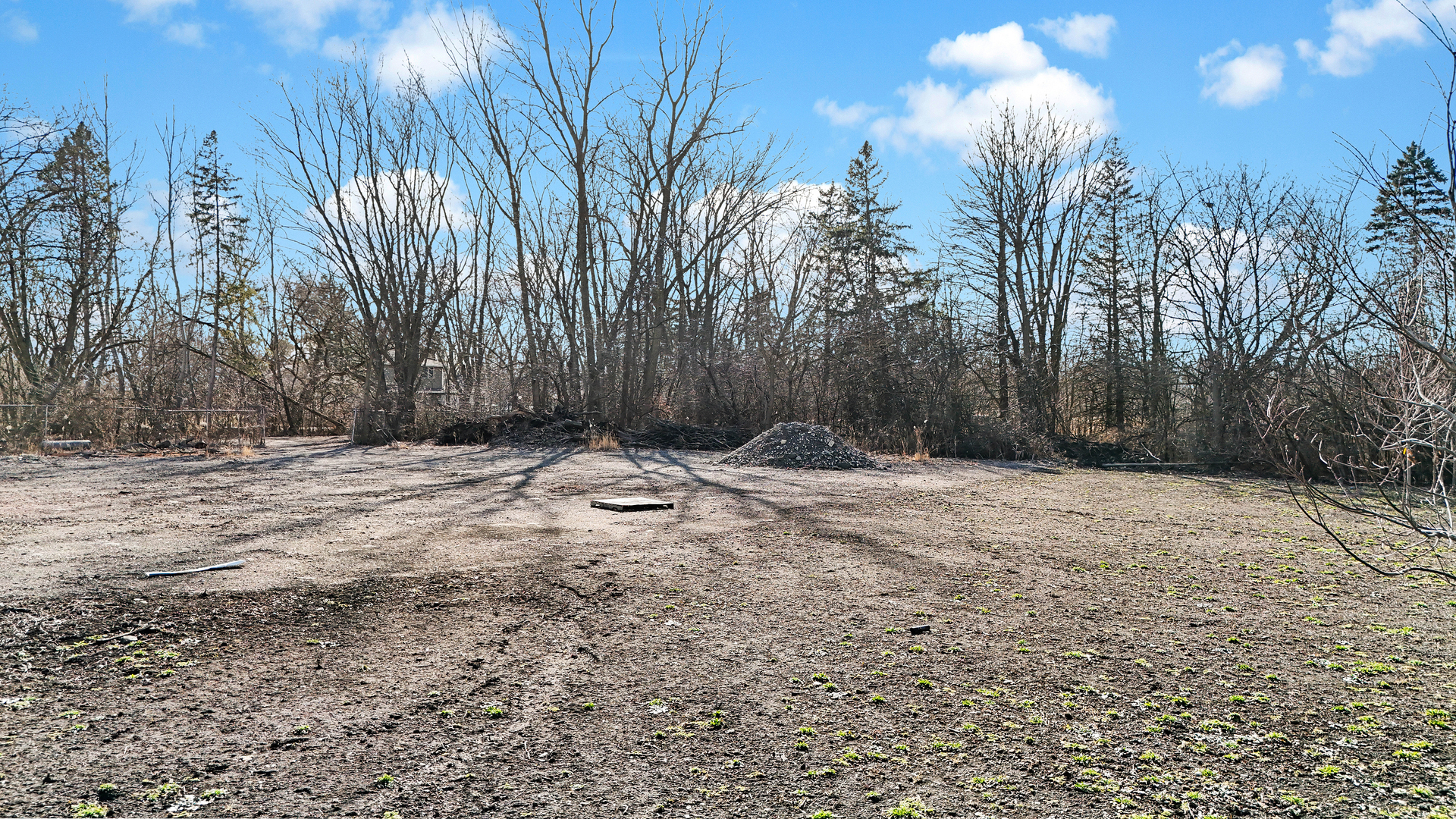 30w680 Lee Road Property Photo 11