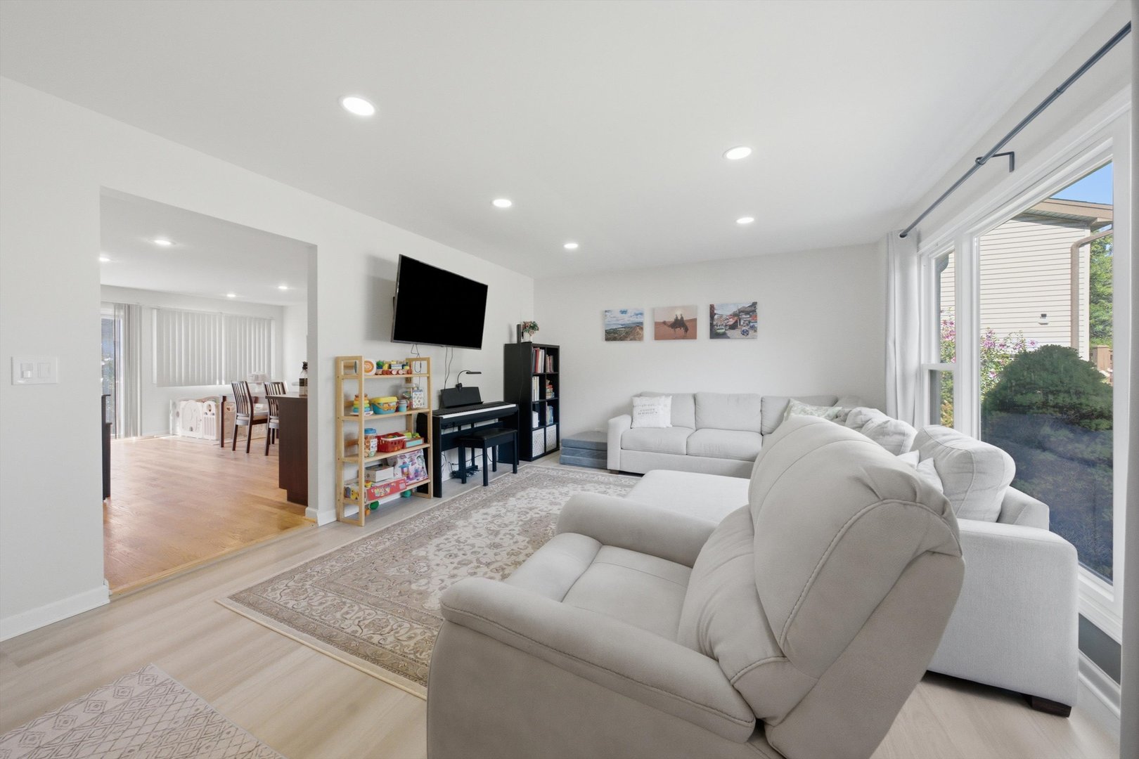 625 W Briarcliff Road Property Photo 4
