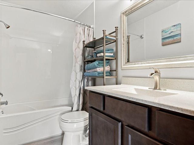 1247 W Soli Property Photo 16