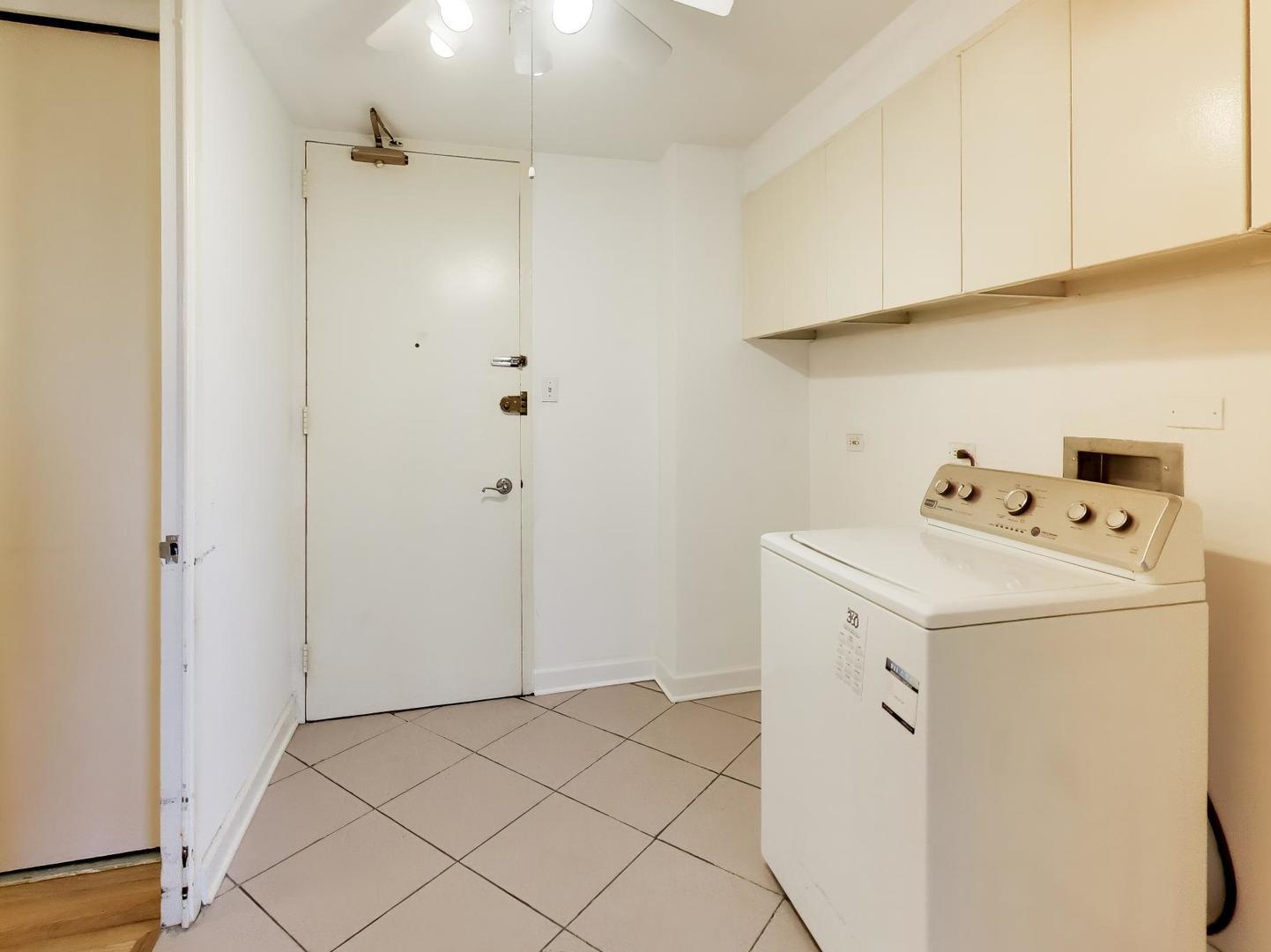 601 E 32nd Street 610 Property Photo 45