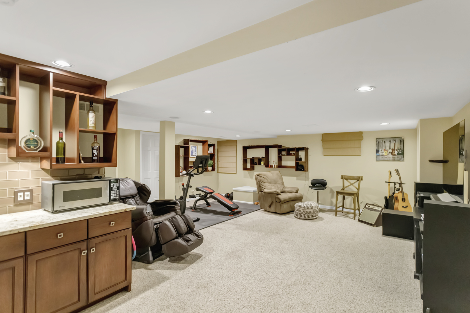 985 Chapel Court Property Photo 38
