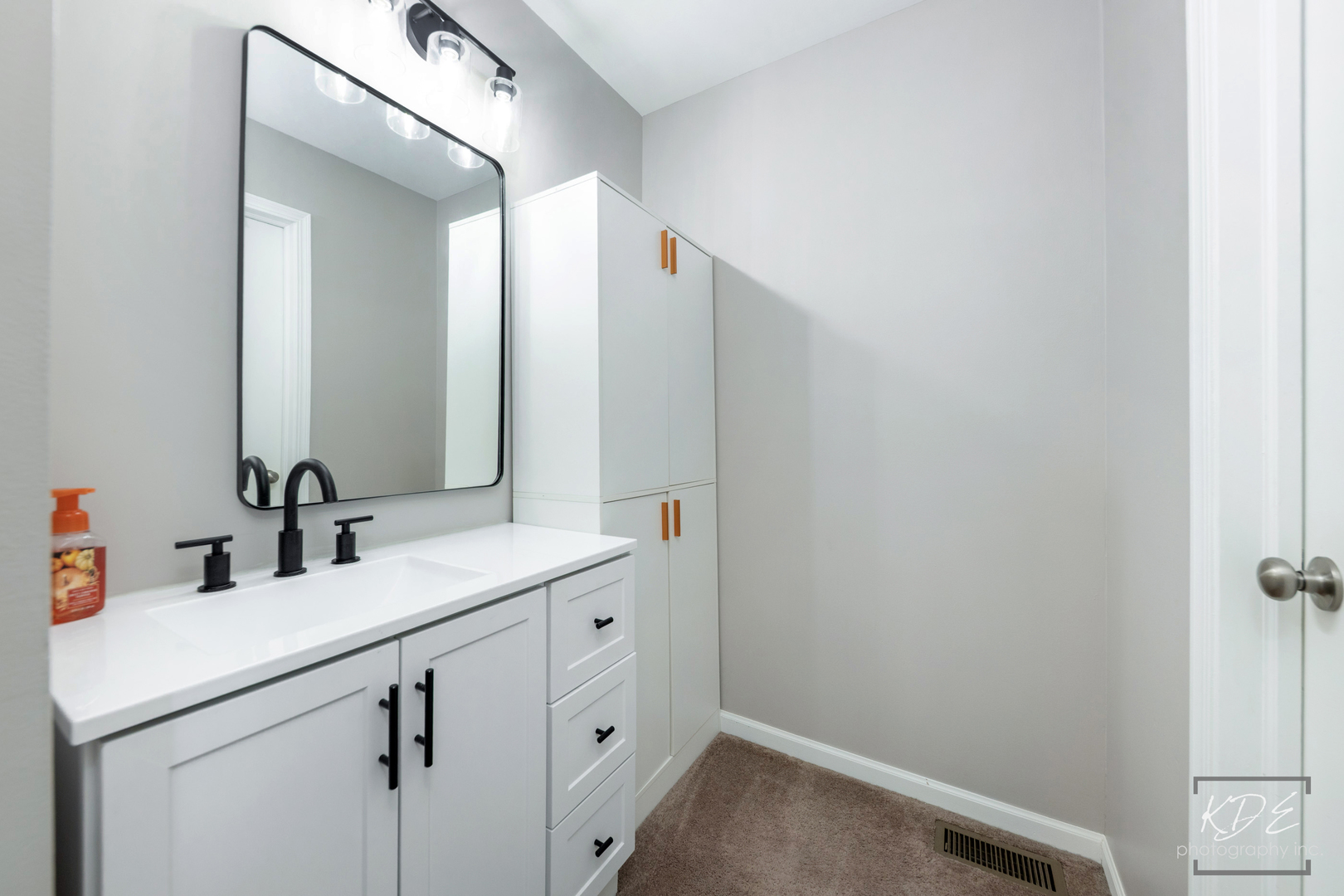2111 Victoria Lakes Drive Property Photo 15