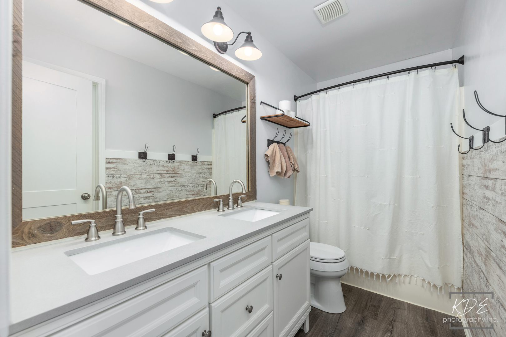 2111 Victoria Lakes Drive Property Photo 17