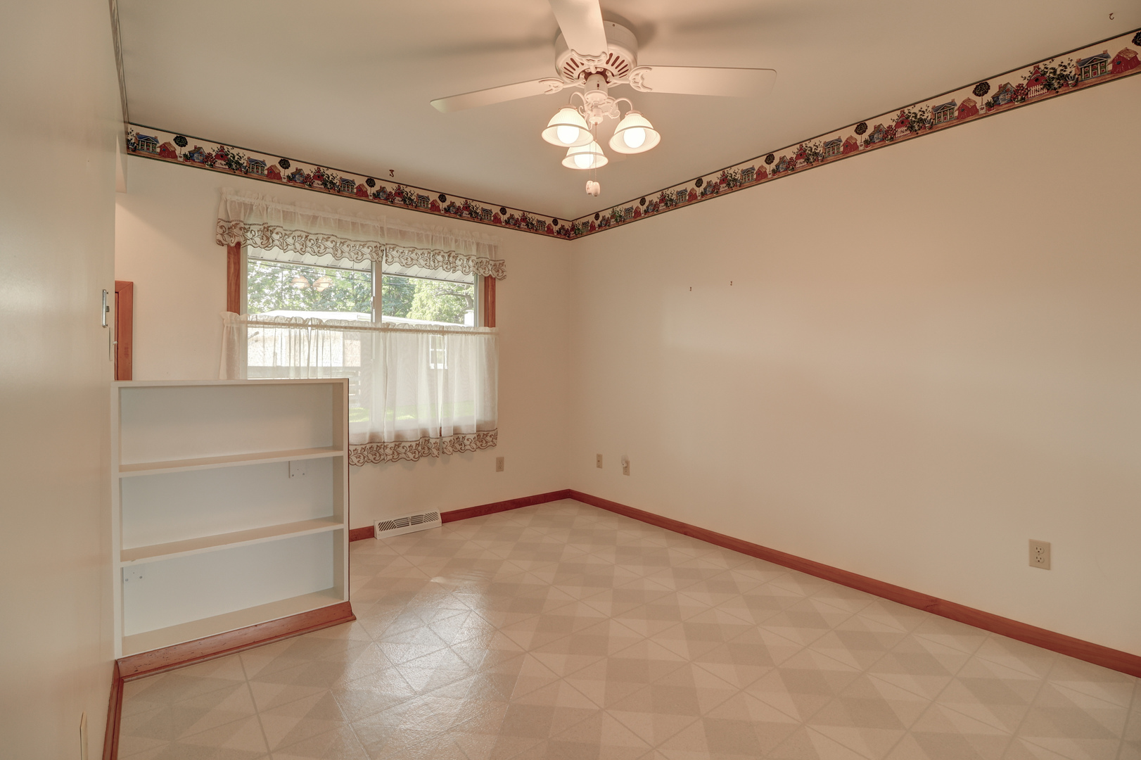 1237 Harrison Drive Property Photo 7